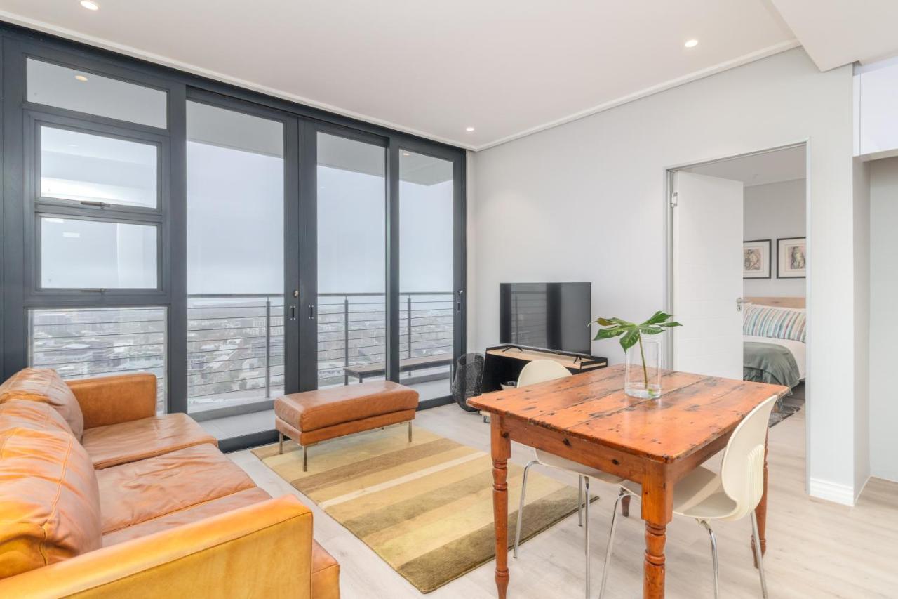 16 On Bree - Luxury One Bedroom Apartment In كيب تاون المظهر الخارجي الصورة