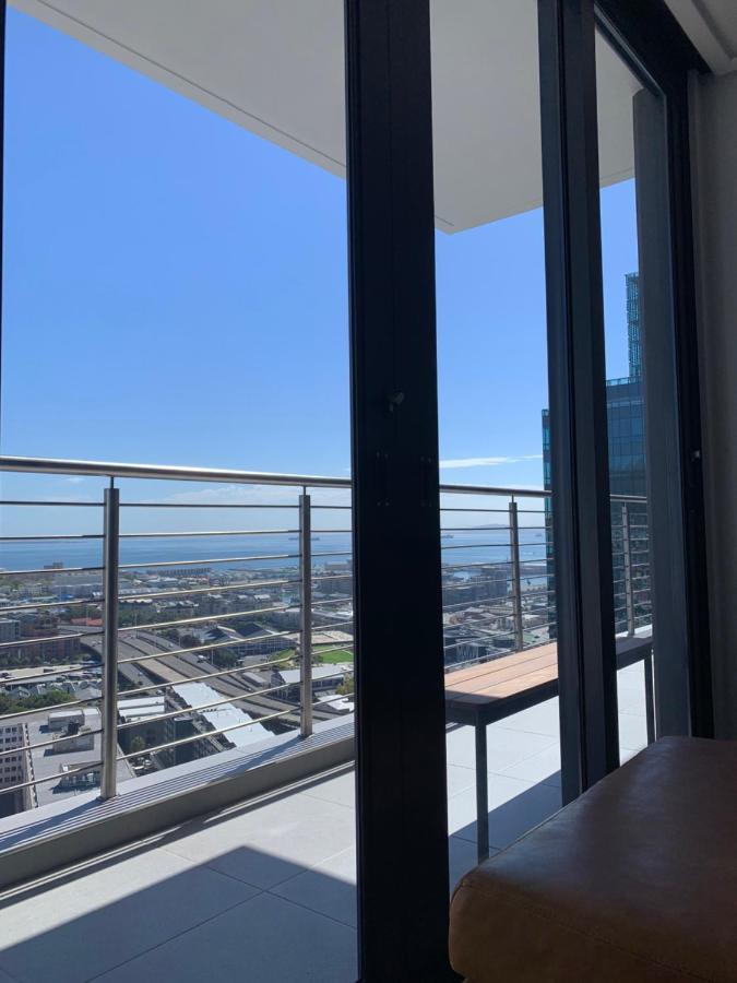 16 On Bree - Luxury One Bedroom Apartment In كيب تاون المظهر الخارجي الصورة